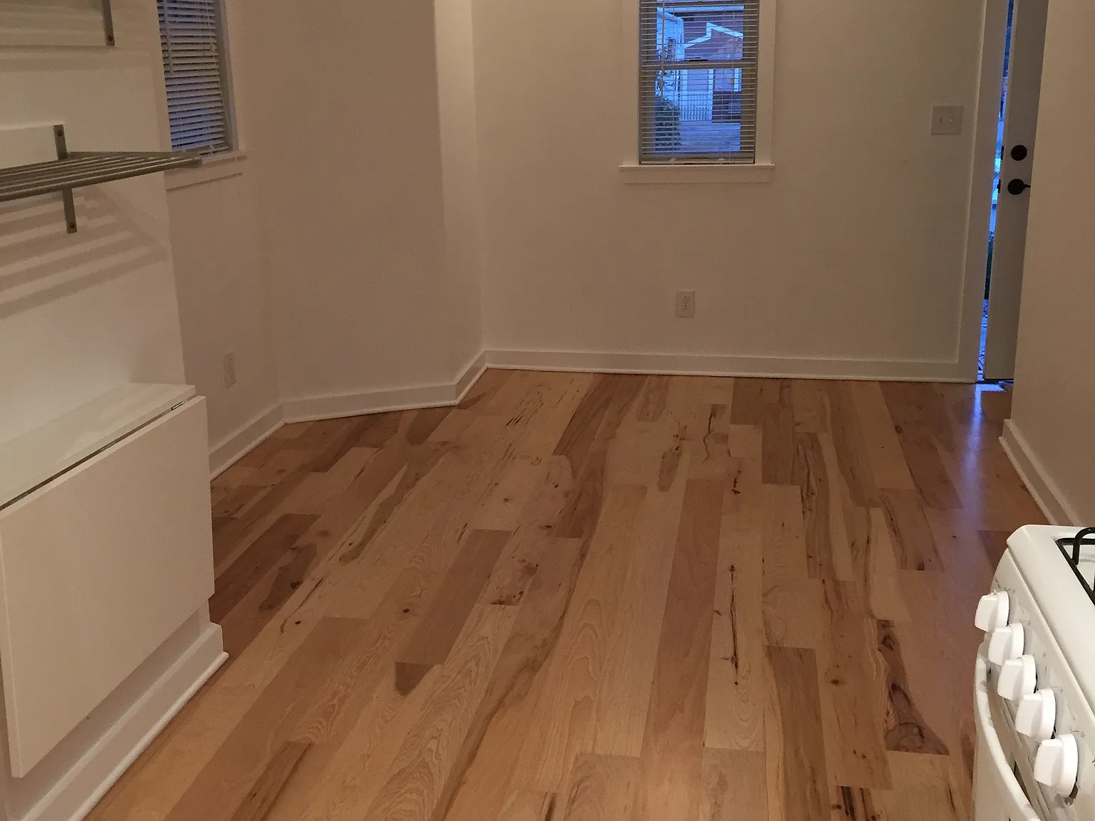 2 bed, 620 sqft, $3,800 — Photo 4