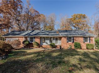 1903 Delmar Dr, Greensboro, NC 27406