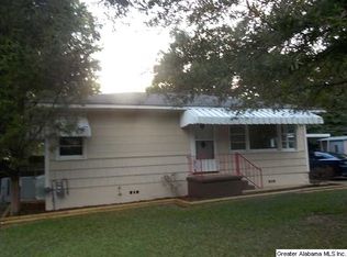 99 Honeysuckle St, Bessemer, AL 35023