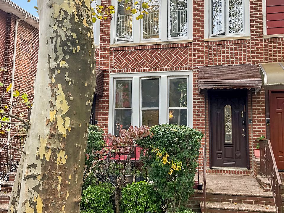 2nd image of 1466 E 19th St