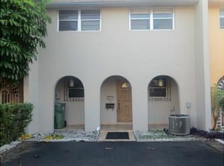 6885 W 3rd Ave, Hialeah, FL 33014