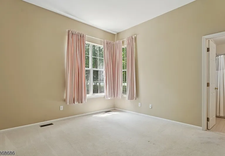 48 Landau Rd — Photo 8