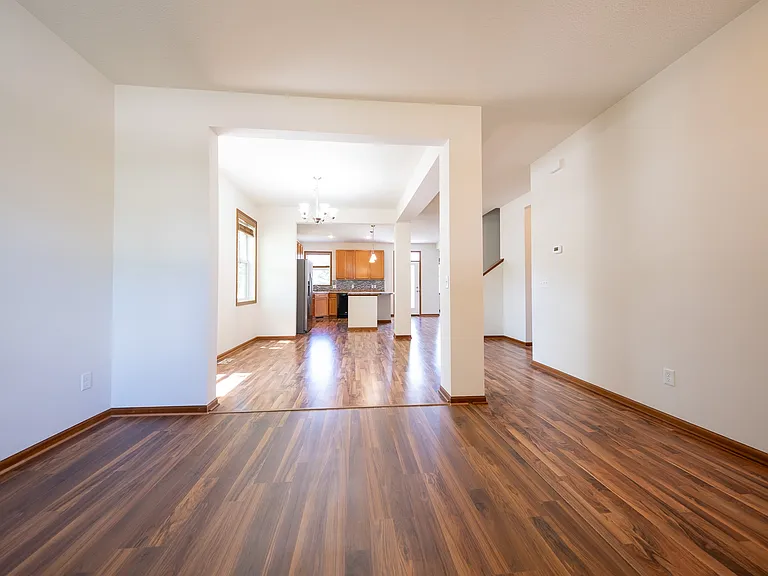 1814 Spring Creek Dr — Photo 8