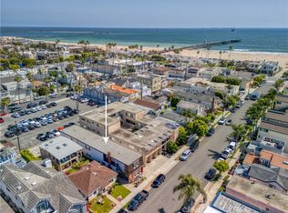 138 7th St, Seal Beach, CA 90740