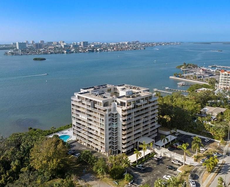 1st image of 500 N OSCEOLA AVENUE #303