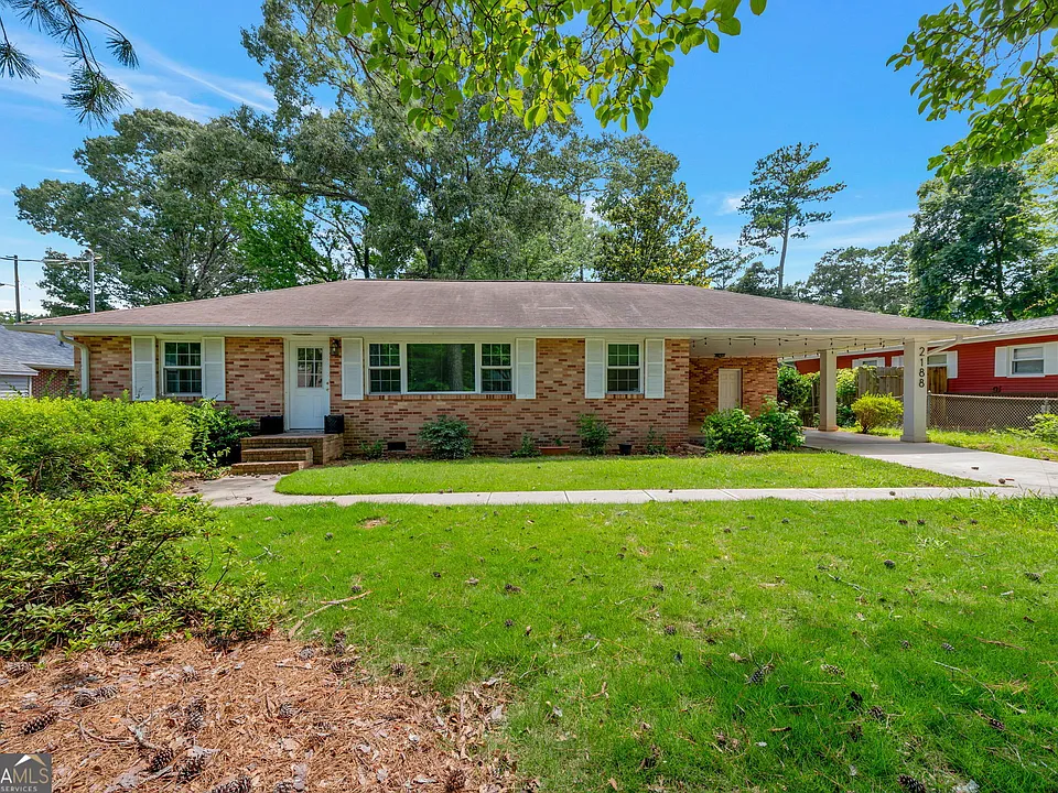 2188 Pawnee Dr SE