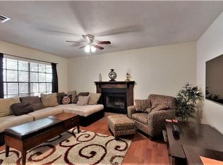 2911 Forest Bnd, Bryan, TX 77801