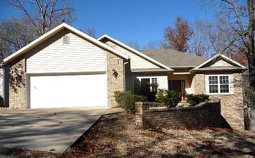 1st image of 9 Harling Ln
