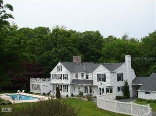 40 Brookhills Rd, Branford, CT 06405