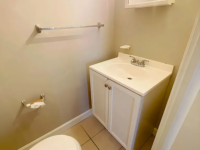 16649 Geddy Ct — Photo 7