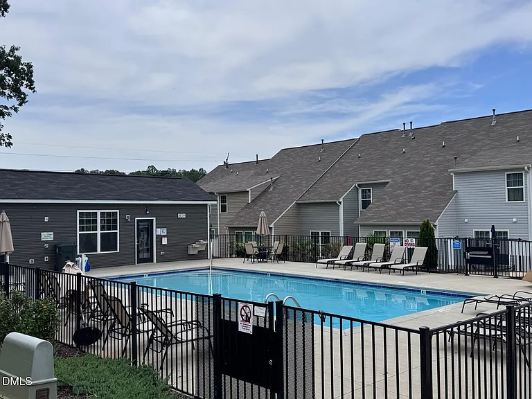 917 Hillman Ln — Photo 26