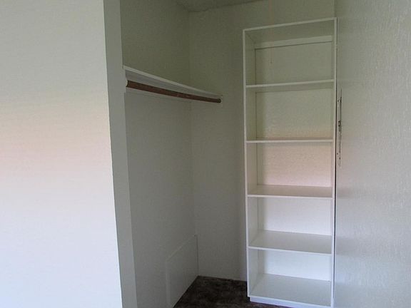 Walk In Closet