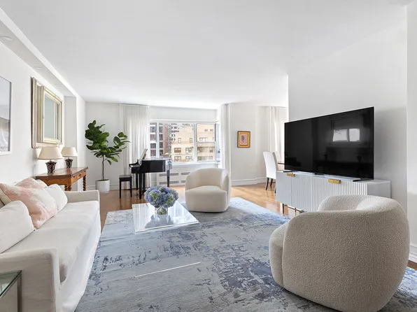 430 East 56th Street 11B image 1 of 7
