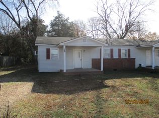 908 Skyway Dr, Kannapolis, NC 28083