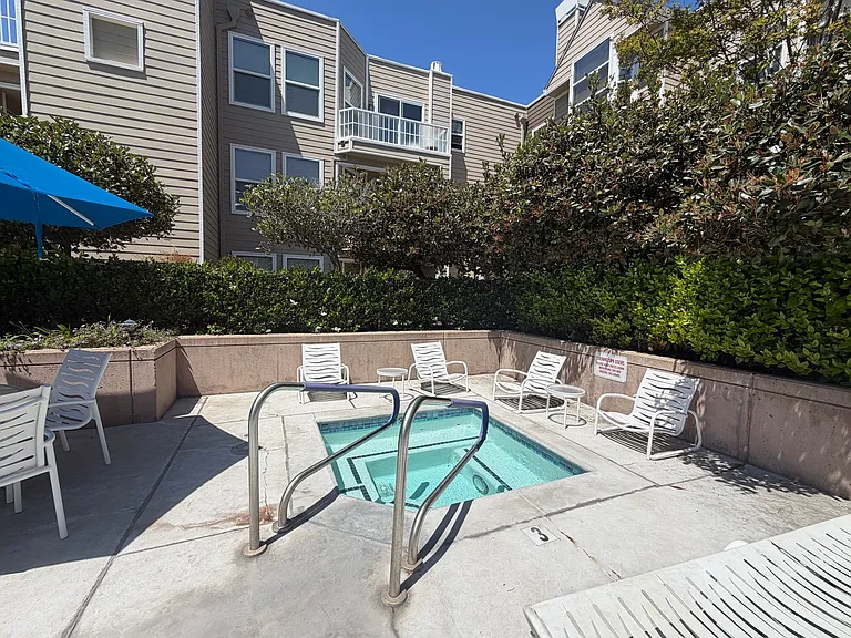 415 N 2nd St #343 — Photo 7
