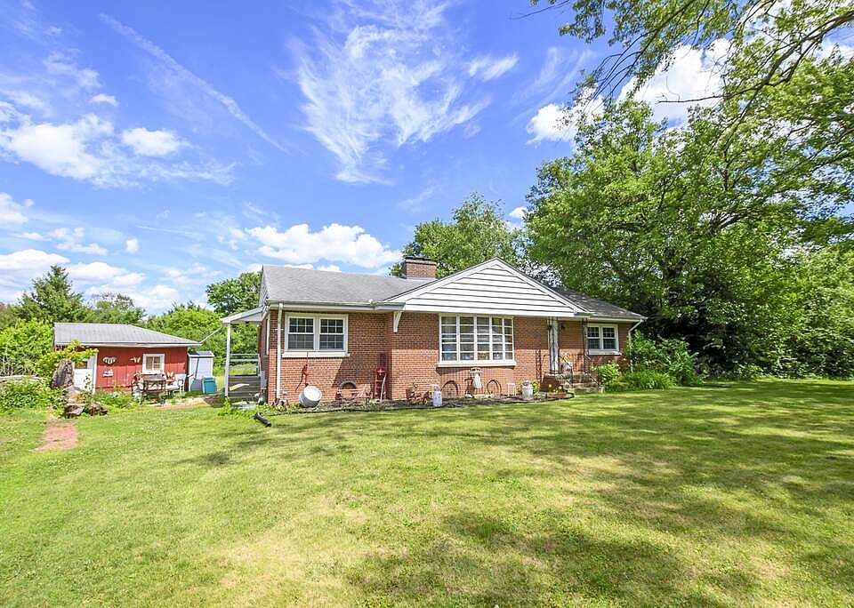 1st image of 14607 Dixon Ln
