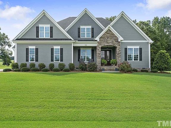 2nd image of 762 Marcellus Way