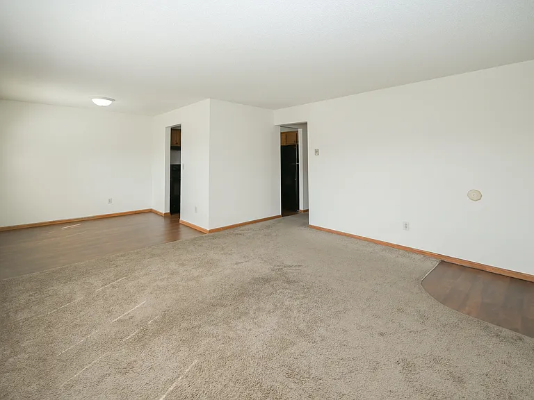 Northern Valley Apartments — Photo 7