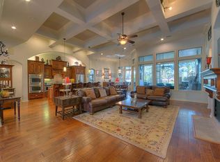 11603 Walden Rd, Montgomery, TX 77356