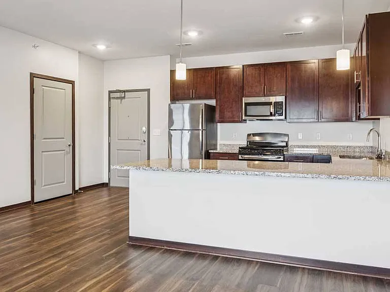 360 at Jordan West — Photo 206