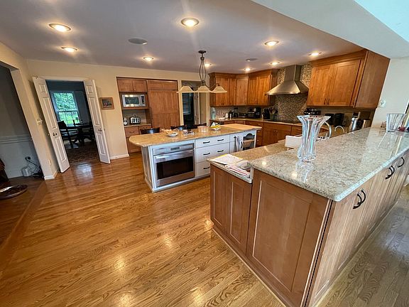 5th image of 13209 Lantern Hollow Dr