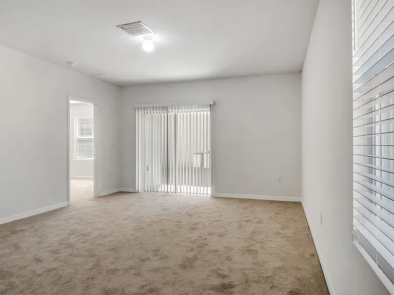 3503 Diamond Leaf Ct — Photo 3