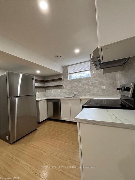 London House for rent - 3 Bedrooms — photo 2