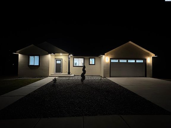 2nd image of 704 San Mateo Ave