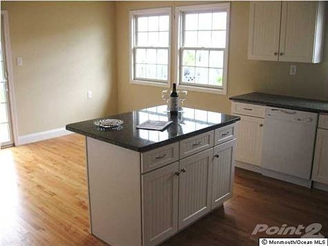3rd image of 8 Picasso Ct