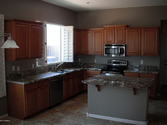 2nd image of 3938 E Vallejo Dr