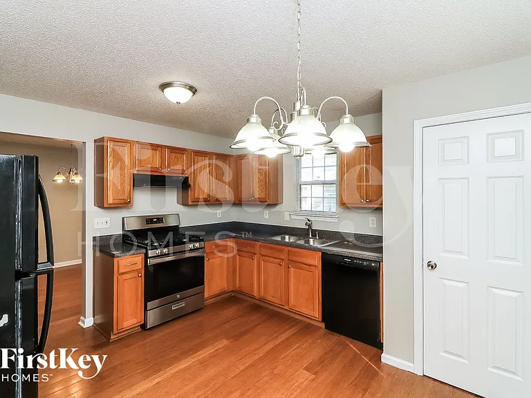 5955 Water Oaks Dr — Photo 12