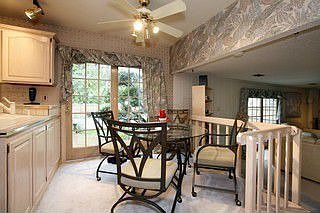 Kitchen / Breakfast Room