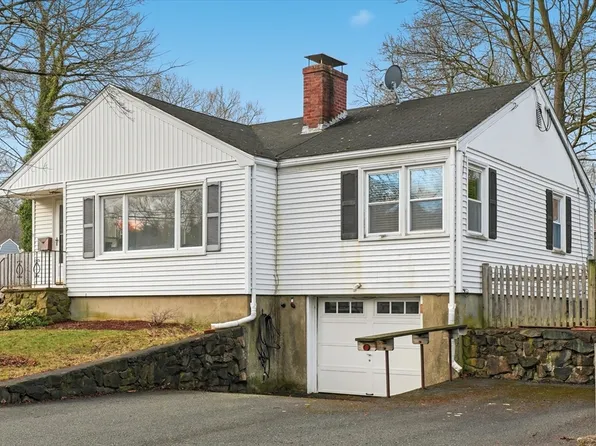 9 Pinewood Ave, Beverly, MA 01915