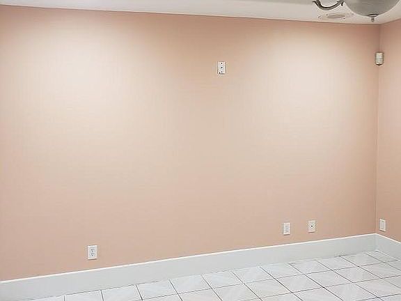 3rd image of 2609 Highland Ct