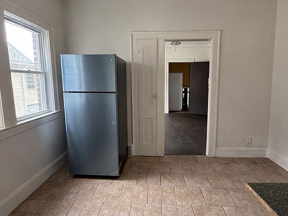 3rd image of 3444 E 149th St APT 4