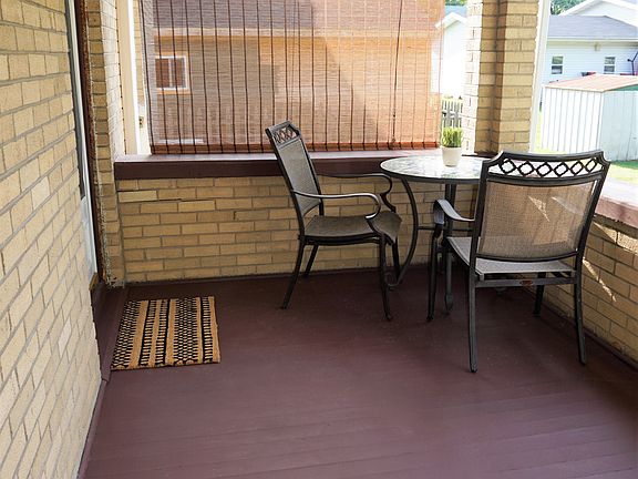Back covered porch.