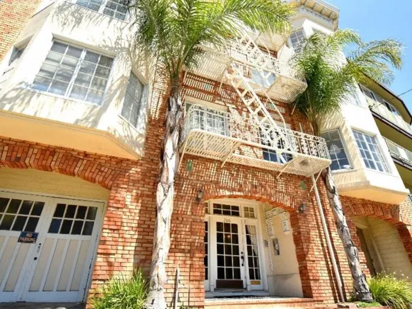 200 Wayne Ave #11, Oakland, CA 94606