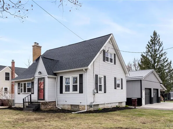 2610 Hemlock Rd, Eden, NY 14057