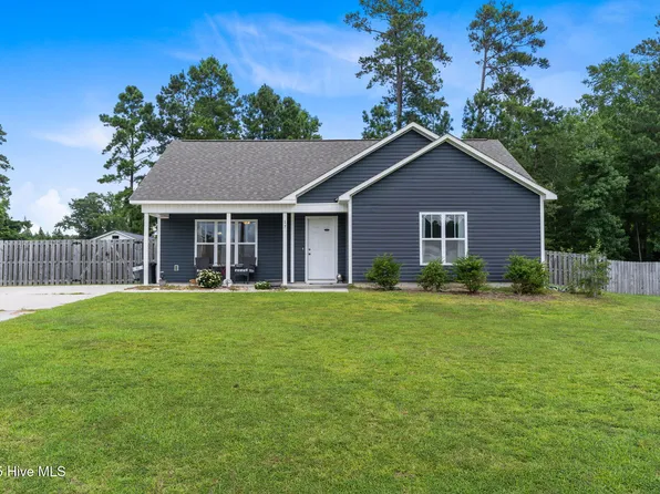 17 Russell Court, Rocky Point, NC 28457