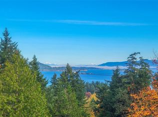 11733 Hummingbird Lane, Anacortes, WA 98221