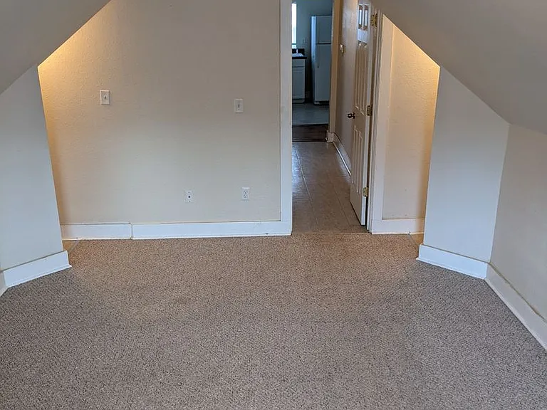 404 W Springfield Ave — Photo 26