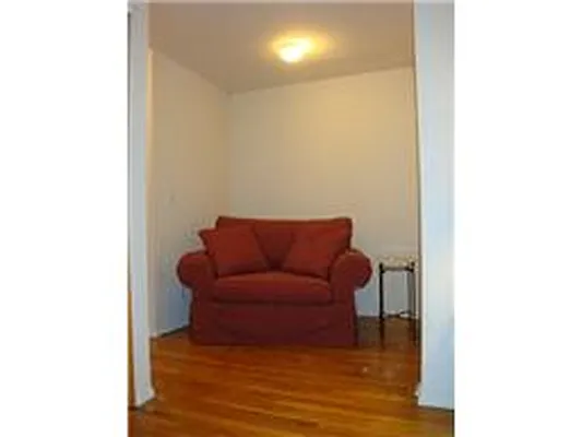 Rented by Douglas Elliman | media 8