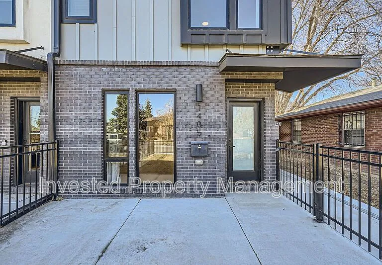 1405 N Yates St — Photo 3