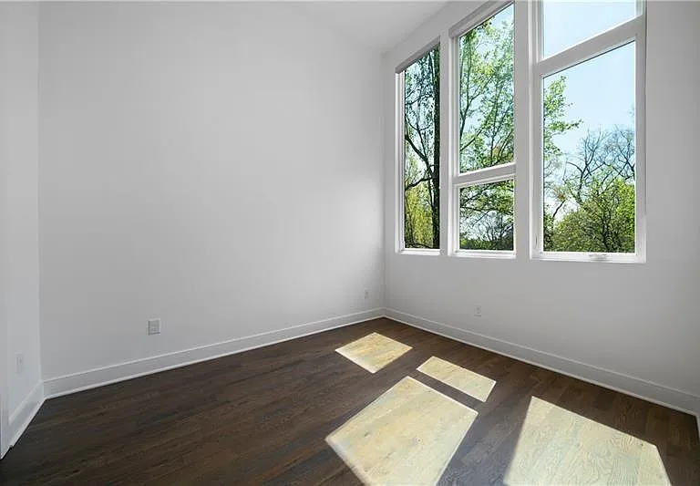 2347 Hosea L Williams Dr NE #14 — Photo 27