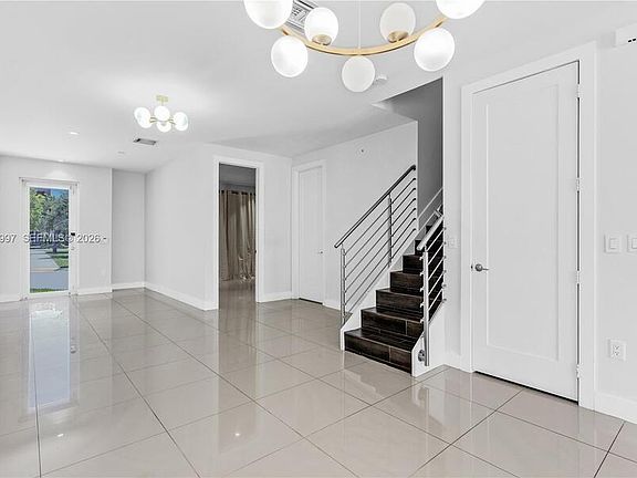 5th image of 6410 NW 105th Pl