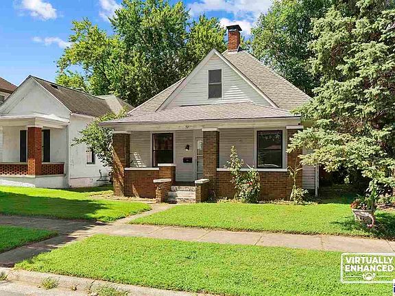 3rd image of 52 Home Ave