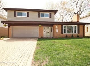 4233 Applewood Ln, Matteson, IL 60443