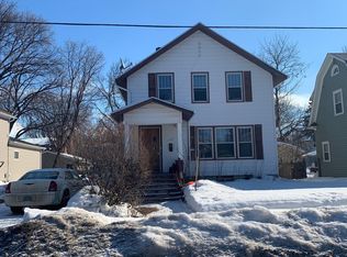 1131 11th St N, Fargo, ND 58102