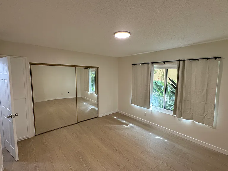 1036 Winchester Ave #3 — Photo 10