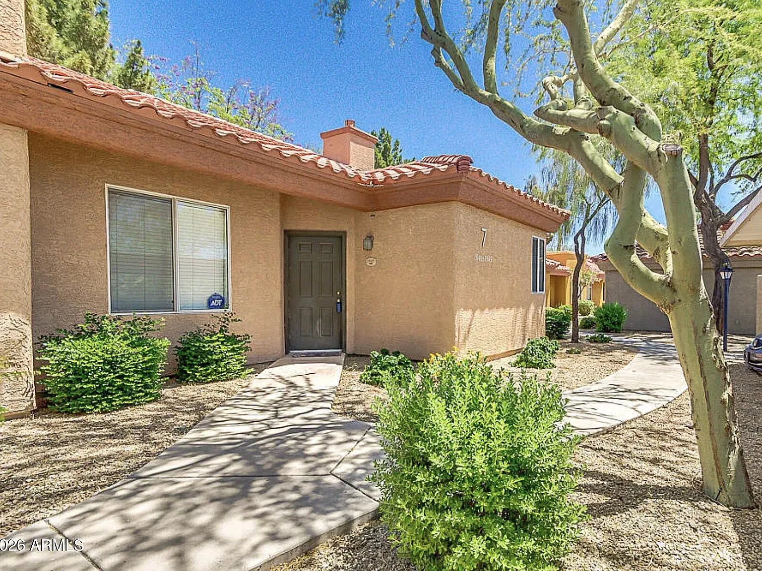 3 bed, $1,895 — Photo 1